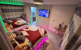Gold House Oro